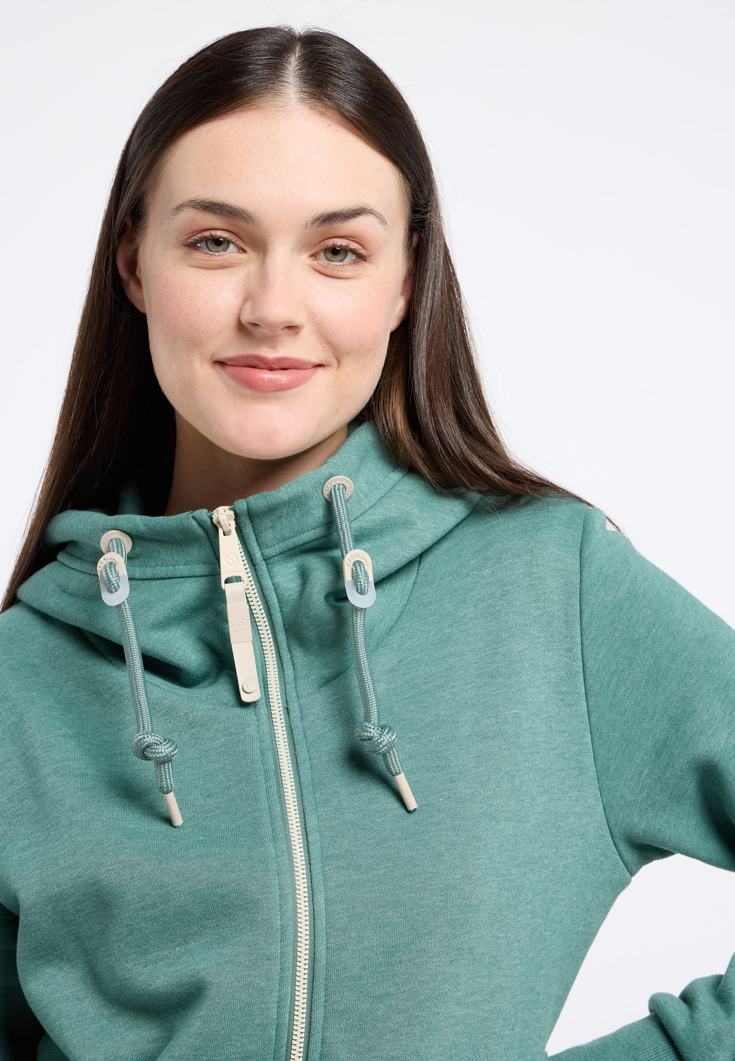 NESKA ZIP COMFY CORE